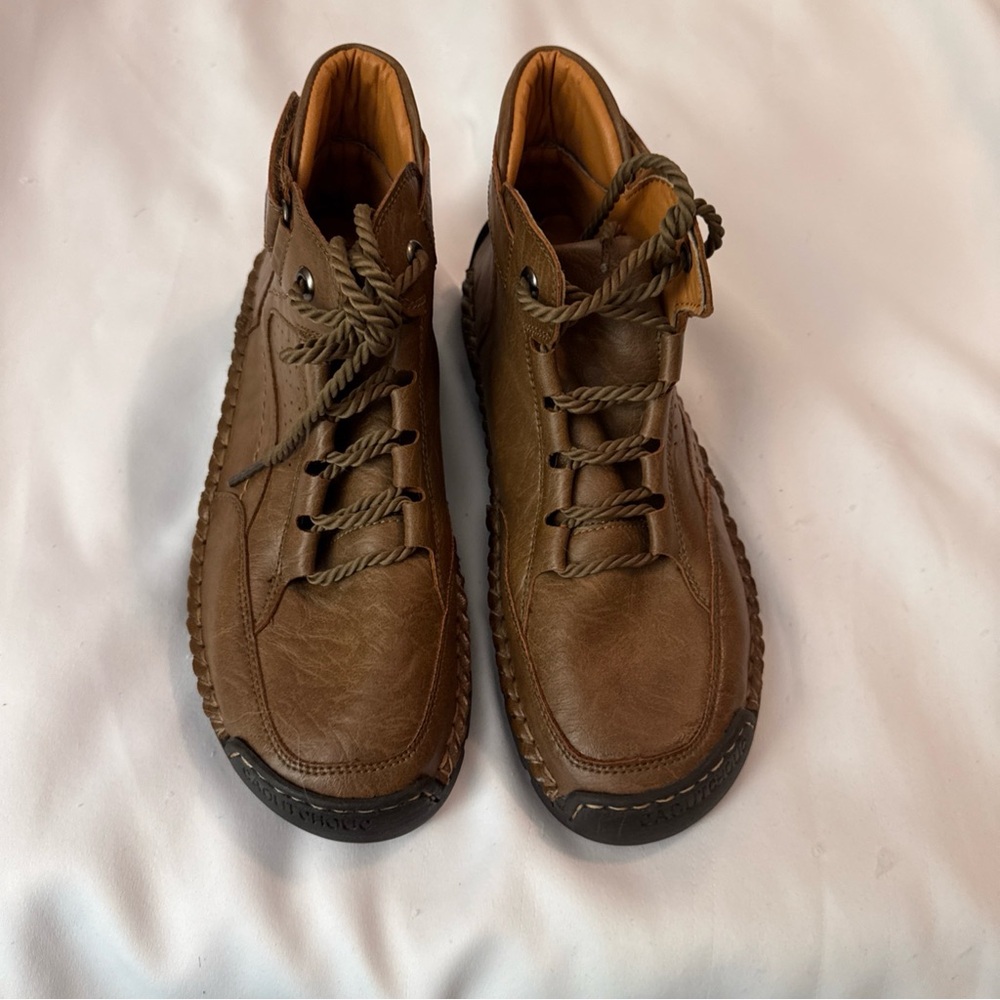 Men's Brown Leather Chukka Boots - Classic Lace-Up Style